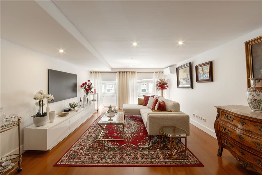 Cerise, appartamento one-bedroom suite a Chiado, Lisbona — soggiorno